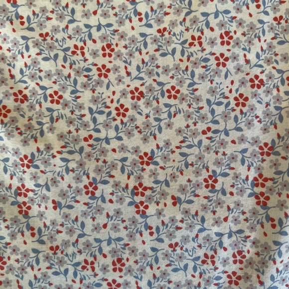 Benetton Floral Button Down - Picture 2 of 3